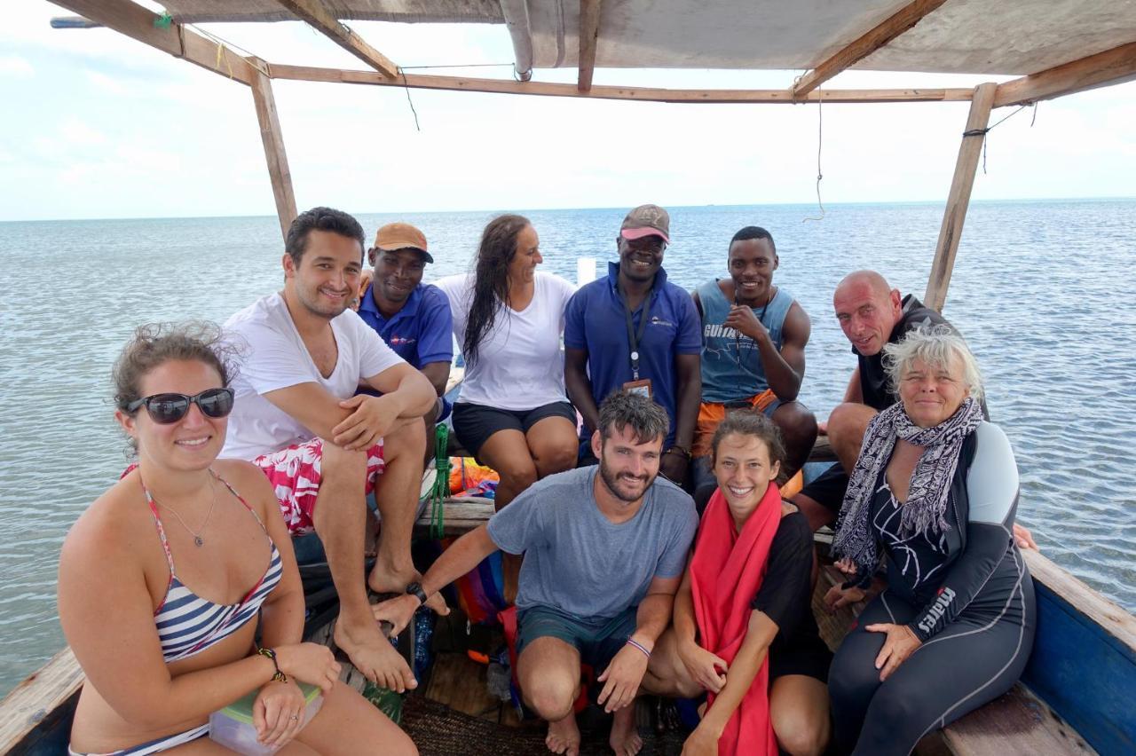 Afro Whale Shark Safari Bed and Breakfast Kilindoni Εξωτερικό φωτογραφία