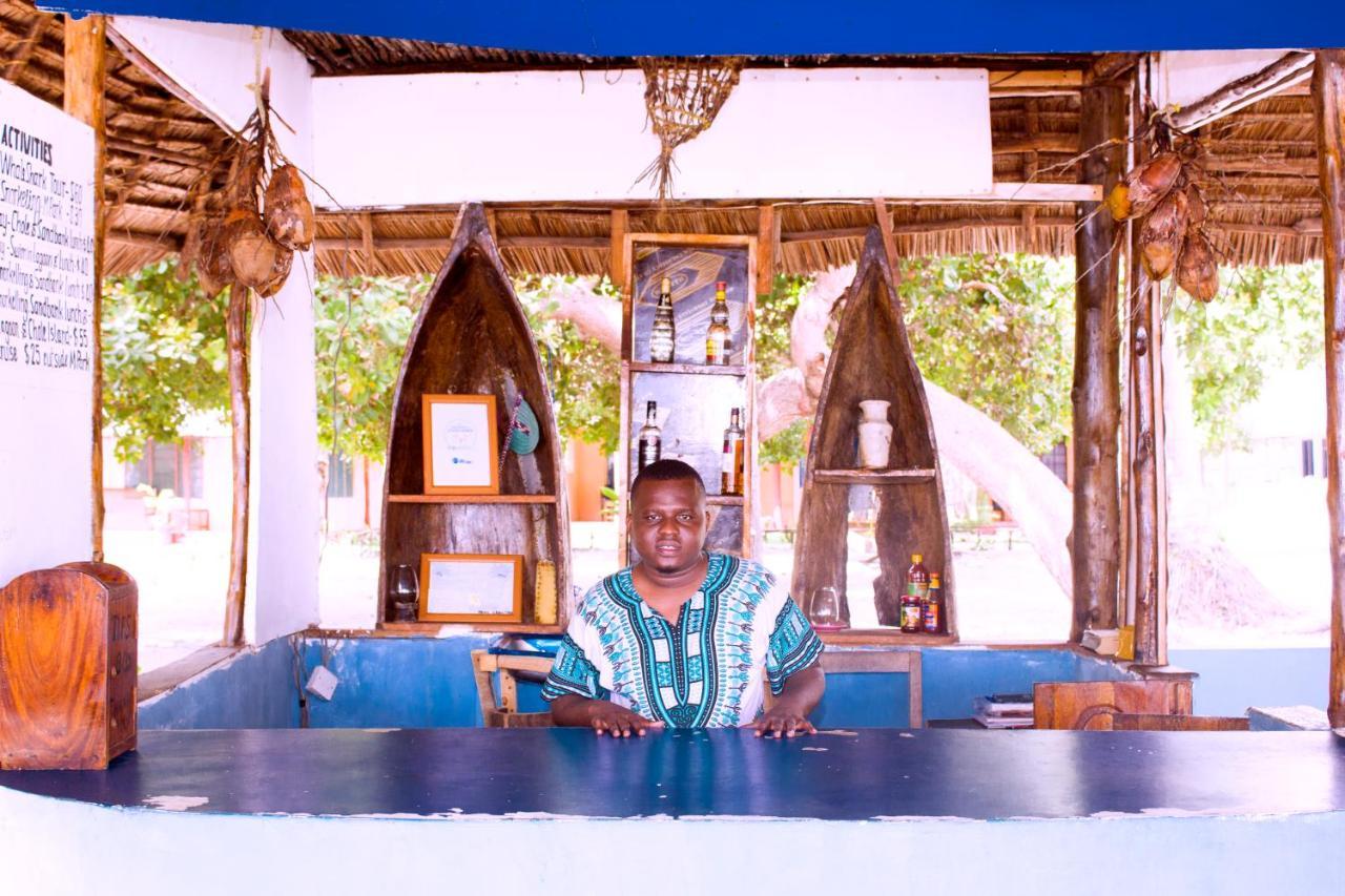 Afro Whale Shark Safari Bed and Breakfast Kilindoni Εξωτερικό φωτογραφία